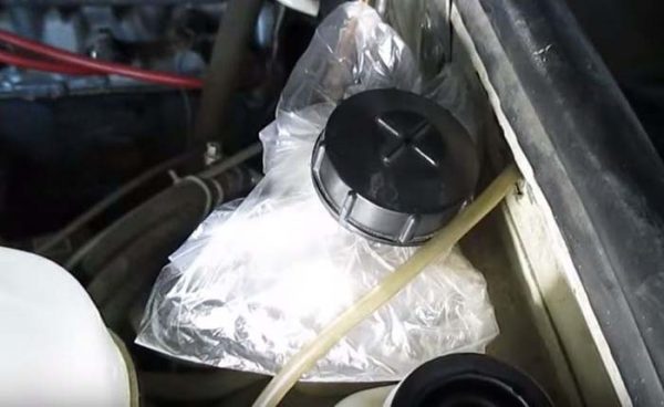 Как предотвратить течь жидкости из рабочего тормозного цилиндра ВАЗ 2107