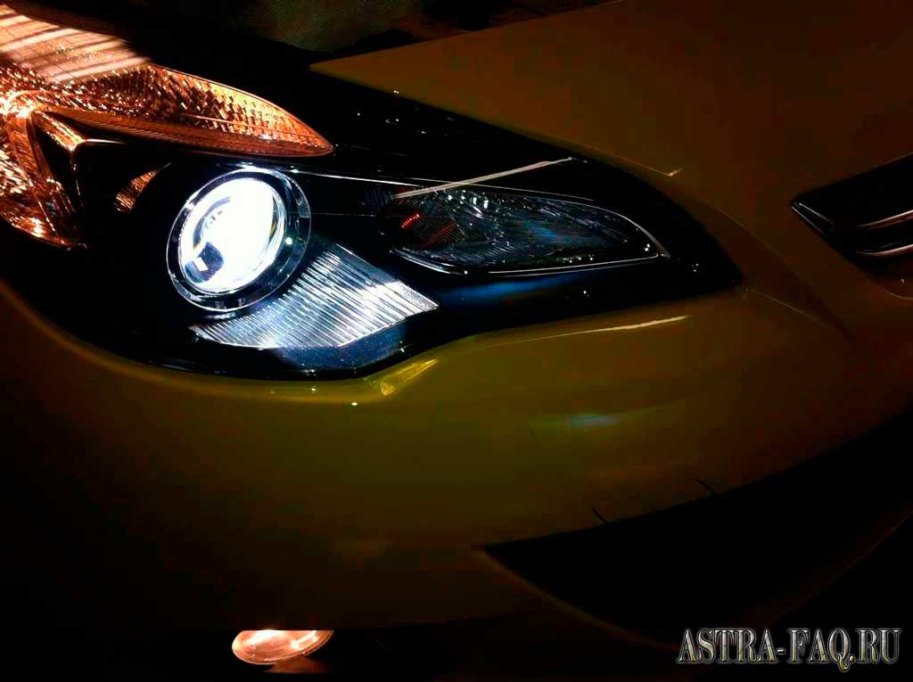 Установка ксенона на Opel Astra J