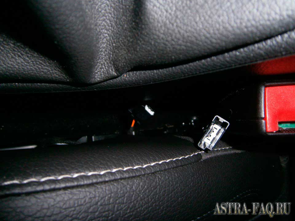 Как убрать писк непристегнутого ремня безопасности на Opel Astra J